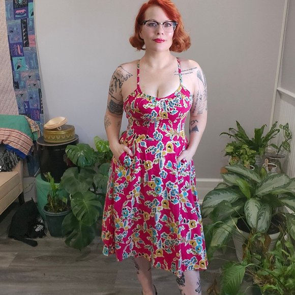 Vintage 1960's Pink Floral Sundress with Pockets - Picture 2 of 15